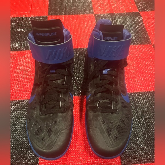 Nike Air Max Fly By 429545 041
Basketball size 11.5
In excellent condition - Picture 5 of 8